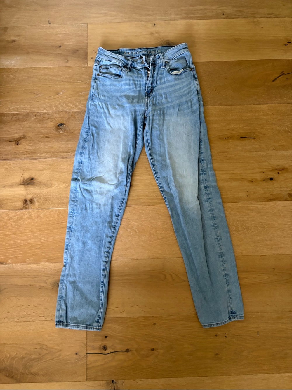American Eagle Outfitters Light Blue Skinny Jeans